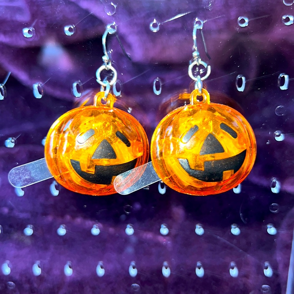 Light Up Pumpkin Earrings - For Pierced Ears